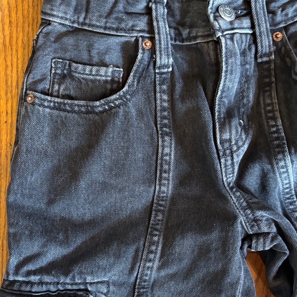 Old Navy Kids Black Cargo Jeans - Picture 3 of 4